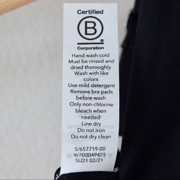 ATHLETA Bondi Bra Cup Swim Top Tankini, Black, Size 36B/C NWT $74 657719 - Picture 10 of 11